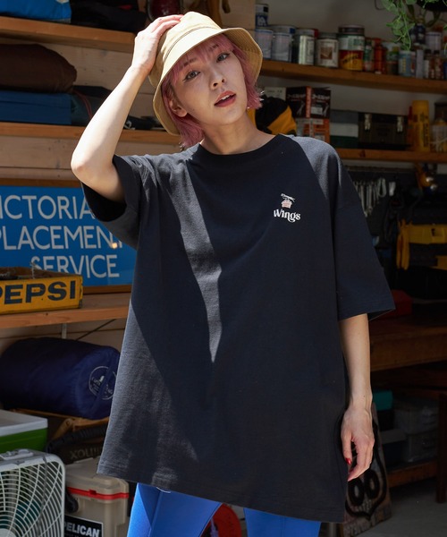 PBLIM（ページボーイリム）の「PBLIM/シガレットグラフィックT（Tシャツ/カットソー・レディース・ブラック/オフホワイト・MEDIUM/LARGE）」の22枚目の写真