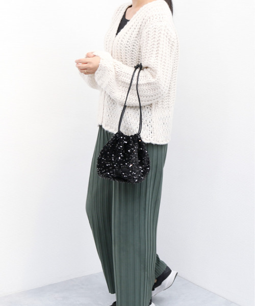 cache cache(カシュ カシュ)の「カシュカシュ cachecache / ベルベットスパンコールドロストバッグ(ショルダーバッグ・レディース・マルチ/ブラック/シルバー・FREE)」の19枚目の写真