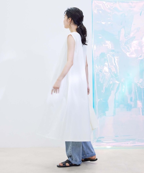 Jayro（ジャイロ）の「360度ストレッチノースリーブワンピース（ワンピース・レディース・ホワイト/オレンジ/ブルー/ブラック・FREE）」の17枚目の写真