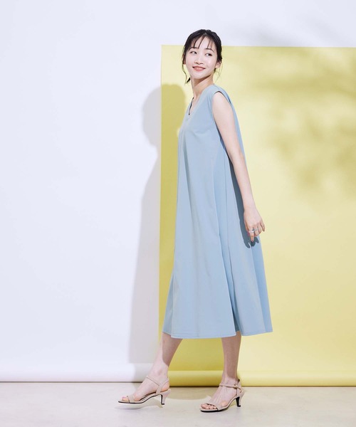 Jayro（ジャイロ）の「360度ストレッチノースリーブワンピース（ワンピース・レディース・ホワイト/オレンジ/ブルー/ブラック・FREE）」の7枚目の写真