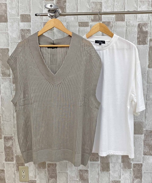 TopIsm(トップイズム)の「【2023】透かし編みVネックニットベストとTシャツ アンアサンブル(アンサンブル・メンズ・グレイッシュベージュ/ブルーグレー/ブラック/チャコールグレー・M/L)」の15枚目の写真