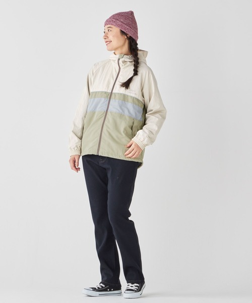 KRIFF MAYER Lady's Collection(クリフメイヤーレディースコレクション)の「アクティブフードJK(ナイロンジャケット・レディース・ナチュラル/ベージュ/ブルー/ブラック/イエロー・MEDIUM/LARGE)」の6枚目の写真