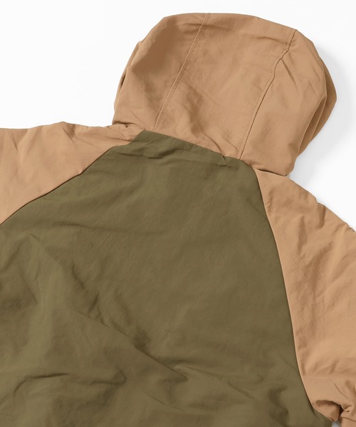 KRIFF MAYER Lady's Collection(クリフメイヤーレディースコレクション)の「アクティブフードJK(ナイロンジャケット・レディース・ナチュラル/ベージュ/ブルー/ブラック/イエロー・MEDIUM/LARGE)」の18枚目の写真