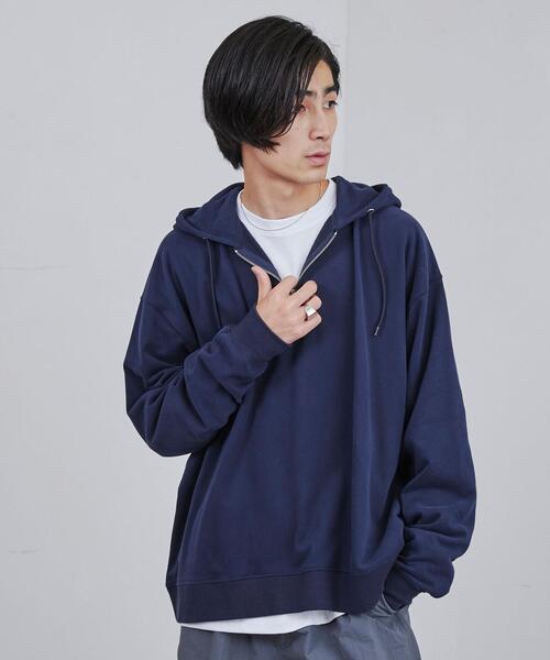 coen（コーエン）の「ビッグシルエットハーフジップパーカー（パーカー・メンズ・ライトグレー/ネイビー・M/L/XL）」の6枚目の写真