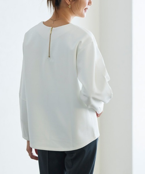 Pierrot(ピエロ)の「ダンボールバックジッププルオーバー(Tシャツ/カットソー・レディース・ネイビー/ライトグレー/オフホワイト・M/L)」の2枚目の写真