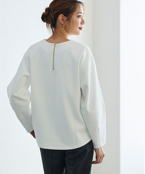 Pierrot(ピエロ)の「ダンボールバックジッププルオーバー(Tシャツ/カットソー・レディース・ネイビー/ライトグレー/オフホワイト・M/L)」の4枚目の写真