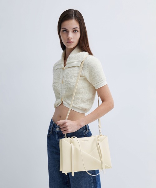 CHARLES & KEITH(チャールズ & キース)の「Midori ミドリ ジオメトリックトートバッグ(トートバッグ・レディース・ブラウン系その他/クリーム/スミクロ/ワインレッド/ブラウン系その他7・M)」の20枚目の写真