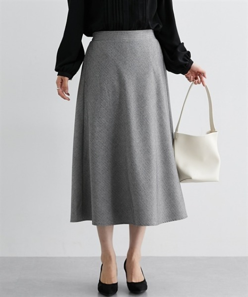 nissen（ニッセン）の「両面起毛　フレアロングスカート（スカート・レディース・ネイビー系/ブラウン系/ブラック/アイボリー/グレー系/ブラック系1/ブラウン系1/ブラウン系2・LL/M/L/S）」の3枚目の写真