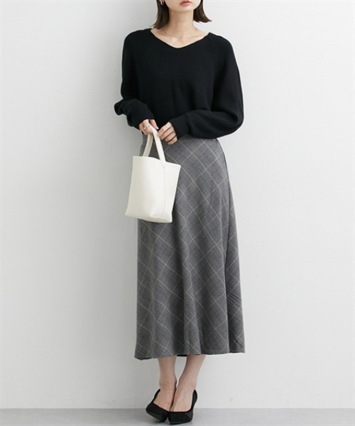 nissen（ニッセン）の「両面起毛　フレアロングスカート（スカート・レディース・ネイビー系/ブラウン系/ブラック/アイボリー/グレー系/ブラック系1/ブラウン系1/ブラウン系2・LL/M/L/S）」の21枚目の写真