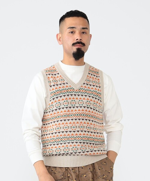 BEAMS PLUS(ビームスプラス)の「BEAMS PLUS / コットン リネン フェアアイル パターン ベスト(ニット/セーター・メンズ・オリーブ/ベージュ/ブルー・XL/L/M/S)」の6枚目の写真
