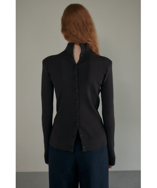 M_（エムアンダーバー）の「【M_】TURTLE ニット（ニット/セーター・レディース・ブラウン/ネイビー/ブラック・FREE）」の10枚目の写真