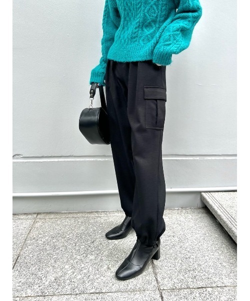 GALLEST（ギャレスト）の「ウールサージカーゴパンツ（その他パンツ・レディース・ブラック/ベージュ/グレー・40/38/36/05）」の2枚目の写真