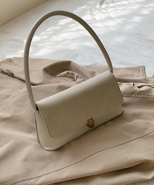 SETUP7（セットアップセブン）の「【SETUP7】バックル台形ハンドバッグ SCCH483（ハンドバッグ・レディース・ブラック/ホワイト/ブラウン・FREE）」の2枚目の写真