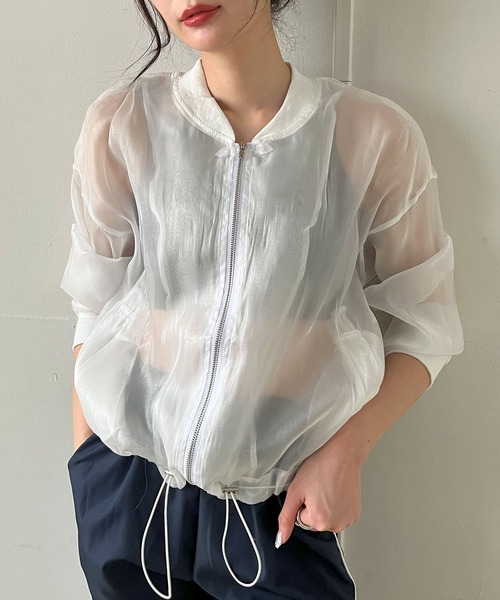 Jewelobe（ジュエローブ）の「グロシーシアーブルゾン（ブルゾン・レディース・ベージュ/ホワイト・FREE）」の2枚目の写真