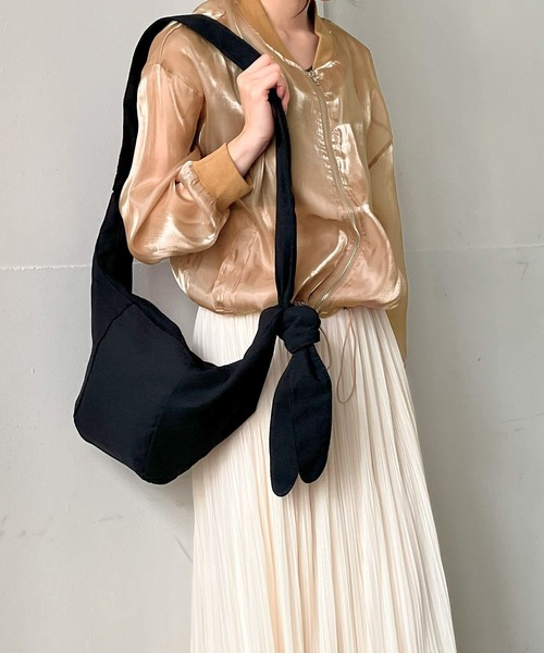 Jewelobe（ジュエローブ）の「グロシーシアーブルゾン（ブルゾン・レディース・ベージュ/ホワイト・FREE）」の13枚目の写真