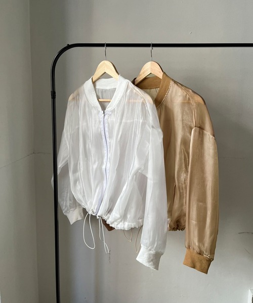 Jewelobe（ジュエローブ）の「グロシーシアーブルゾン（ブルゾン・レディース・ベージュ/ホワイト・FREE）」の19枚目の写真