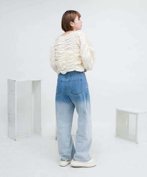 KBF（ケイビーエフ）の「2WAYランダムシャーリングブラウス（シャツ/ブラウス・レディース・グリーン/ブラック/ライトベージュ・ONE）」の11枚目の写真