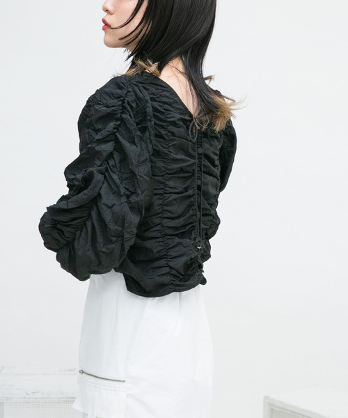 KBF（ケイビーエフ）の「2WAYランダムシャーリングブラウス（シャツ/ブラウス・レディース・グリーン/ブラック/ライトベージュ・ONE）」の14枚目の写真