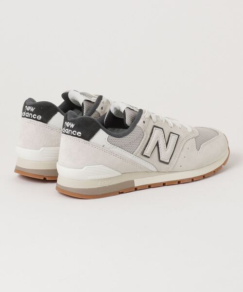 NEW BALANCE(ニューバランス)の「996(スニーカー・メンズ・ライトベージュ・22.5cm/23.0cm/23.5cm/24.0cm/24.5cm/25.0cm/25.5cm/26.0cm/26.5cm/27.0cm/27.5cm/28.0cm/28.5cm/29.0cm)」の3枚目の写真
