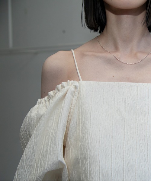 VACANCY（ヴァカンシー）の「フクレジャガード2wayオフショルビスチェ（その他トップス・レディース・アイボリー/ブラック・FREE）」の10枚目の写真