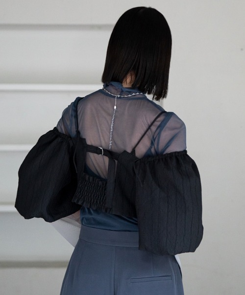 VACANCY（ヴァカンシー）の「フクレジャガード2wayオフショルビスチェ（その他トップス・レディース・アイボリー/ブラック・FREE）」の6枚目の写真