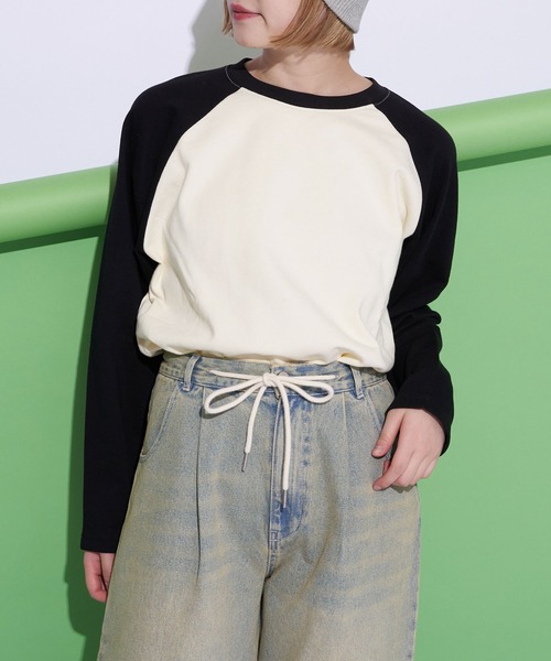 CIAOPANIC(チャオパニック)の「ラグラン配色BIGスウェット(スウェット・レディース・アイボリー/ライトグレー/ブラウン/ピンク・FREE)」の2枚目の写真