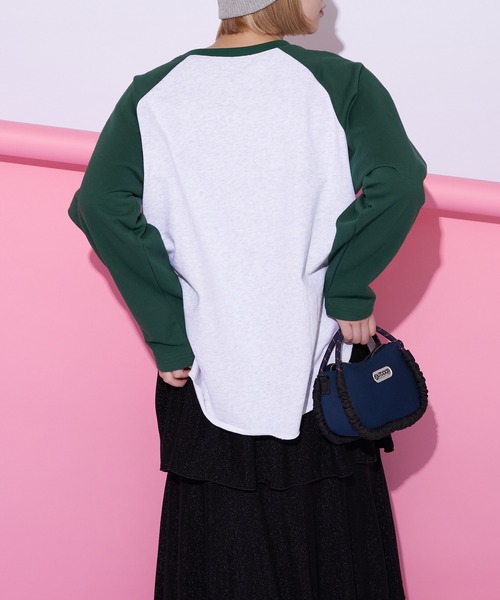 CIAOPANIC(チャオパニック)の「ラグラン配色BIGスウェット(スウェット・レディース・アイボリー/ライトグレー/ブラウン/ピンク・FREE)」の18枚目の写真