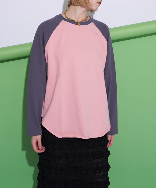 CIAOPANIC(チャオパニック)の「ラグラン配色BIGスウェット(スウェット・レディース・アイボリー/ライトグレー/ブラウン/ピンク・FREE)」の11枚目の写真