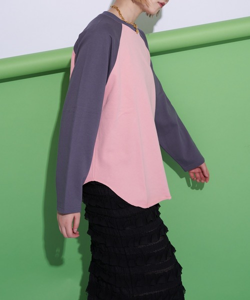 CIAOPANIC(チャオパニック)の「ラグラン配色BIGスウェット(スウェット・レディース・アイボリー/ライトグレー/ブラウン/ピンク・FREE)」の7枚目の写真