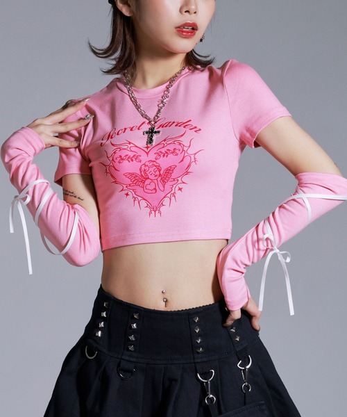 Diable baiser(ディアブルベーゼ)の「エンジェルプリントアームウォーマー付半袖カットソー(Tシャツ/カットソー・レディース・ベビーピンク・SMALL/MEDIUM/LARGE)」の1枚目の写真