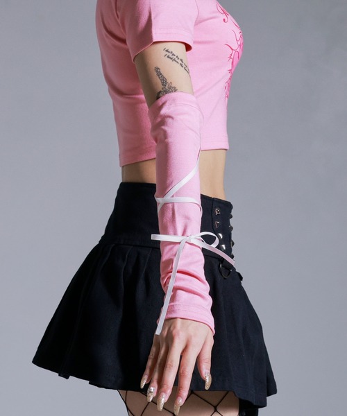 Diable baiser(ディアブルベーゼ)の「エンジェルプリントアームウォーマー付半袖カットソー(Tシャツ/カットソー・レディース・ベビーピンク・SMALL/MEDIUM/LARGE)」の8枚目の写真