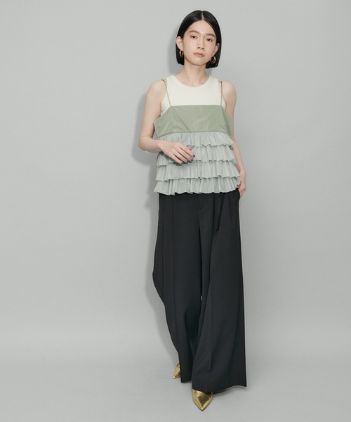 ADAM ET ROPE'（アダムエロペ）の「【WEB限定】ティアードキャミソール（キャミソール・レディース・キナリ/グリーン系その他2/ブラック・FREE）」の6枚目の写真