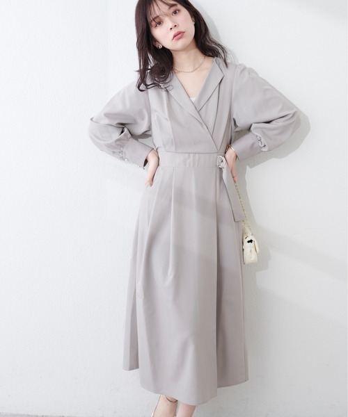 natural couture(ナチュラルクチュール)の「WEB限定 / オープンネックレディワンピース(ワンピース・レディース・ブラック/グレイッシュベージュ/ブルー/オレンジ・FREE)」の12枚目の写真
