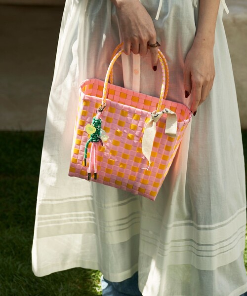 FREAK'S STORE（フリークスストア）の「HEART MADE/ハートメイド Avery Everyday Tote 20×20/エーベリー エブリデイ トート 20×20/カゴバッグ（かごバッグ・レディース・ブルー/オレンジ/ピンク/グリーン・ONE SIZE）」の13枚目の写真