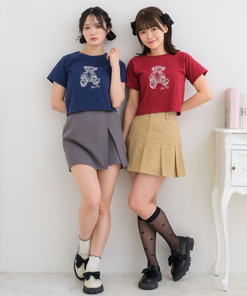 ems excite(エムズエキサイト)の「ベアプリントTEE(Tシャツ/カットソー・レディース・オフホワイト/ブルー/レッド・FREE)」の5枚目の写真