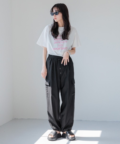 LOWRYS FARM(ローリーズファーム)の「ダブルウエストカーゴパンツ 109244(カーゴパンツ・レディース・ホワイト/グリーン/ブラック/チャコールグレー/ネイビー・FREE)」の13枚目の写真