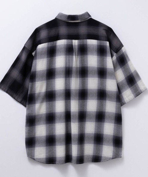Naive magic(ナイーブマジック)の「オンブレーチェックオーバーサイズ半袖シャツ(シャツ/ブラウス・メンズ・ブルー/マルチ/ブラック/ホワイト・M/L)」の8枚目の写真