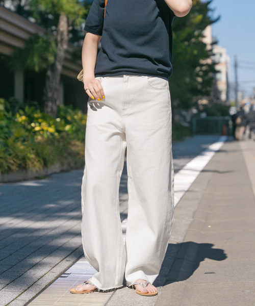 woadblue(ウォードブルー)の「【W by Woadblue / ダブリューバイウォードブルー】BARREL DENIM(デニムパンツ・レディース・ブルー/ホワイト・25/24/23)」の9枚目の写真