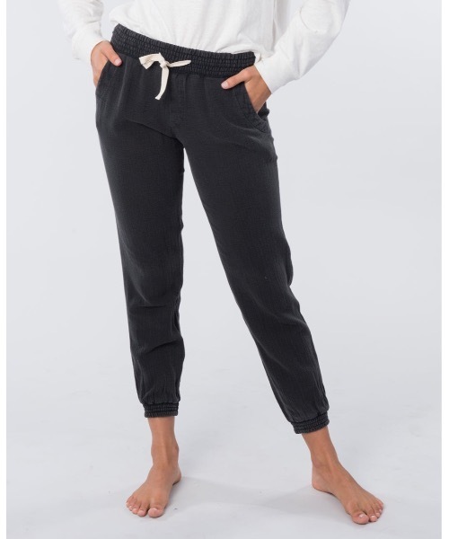 rip curl(リップカール)の「【RIPCURL(リップカール)】L CLASSIC SURF PANT スタンダードフィットポプリン素材ロングパンツ(その他パンツ・レディース・ブラック/ダークブラック・X-SMALL/SMALL)」の3枚目の写真