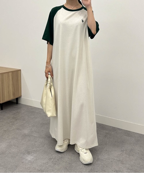 U.S. POLO ASSN.（ユーエスポロアッスン）の「RANAN/solleim別注【U.S.POLO ASSN.】 ラグランカットソーAラインワンピース（ワンピース・レディース・ブラウン系1/グリーン系1/ブラック×グレー/ネイビー系1・M/L/LL）」の10枚目の写真