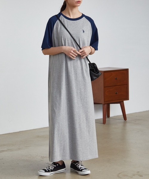 U.S. POLO ASSN.（ユーエスポロアッスン）の「RANAN/solleim別注【U.S.POLO ASSN.】 ラグランカットソーAラインワンピース（ワンピース・レディース・ブラウン系1/グリーン系1/ブラック×グレー/ネイビー系1・M/L/LL）」の5枚目の写真