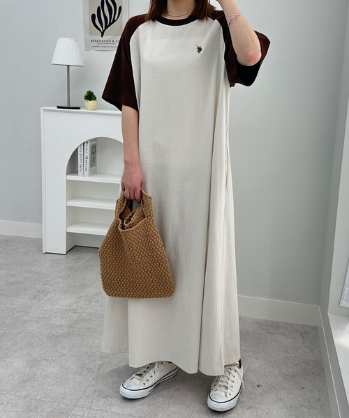 U.S. POLO ASSN.（ユーエスポロアッスン）の「RANAN/solleim別注【U.S.POLO ASSN.】 ラグランカットソーAラインワンピース（ワンピース・レディース・ブラウン系1/グリーン系1/ブラック×グレー/ネイビー系1・M/L/LL）」の19枚目の写真