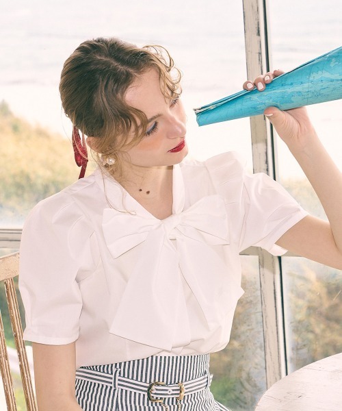 an another angelus(アンアナザーアンジェラス)の「ビッグリボンボウタイシャツ/ananotherangelus(シャツ/ブラウス・レディース・ピンク/オフホワイト/ライトブルー・FREE)」の1枚目の写真