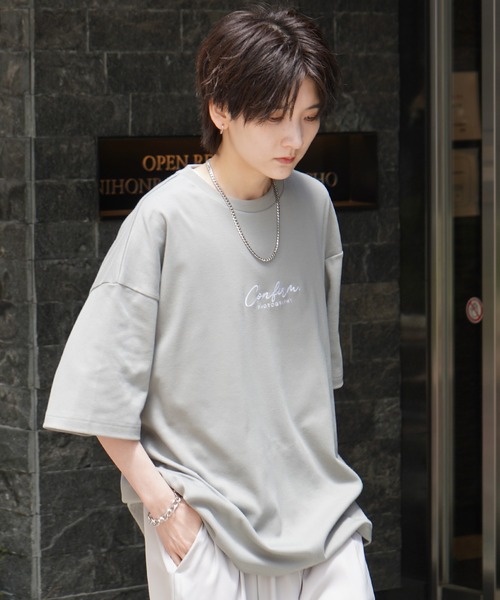 Confirm(コンファーム)の「25SS ナチュラルドレープ とろみ肌感 ワンポイント刺繍 ビッグシルエット半袖Tシャツ カットソー ユニセックス【Confirm】(Tシャツ/カットソー・メンズ・ホワイト/ホワイト系その他/サックスブルー系/ミント/ブラック/グレー/チャコールグレー/ブラック系その他/グレー系/グレー系その他・M/L)」の9枚目の写真