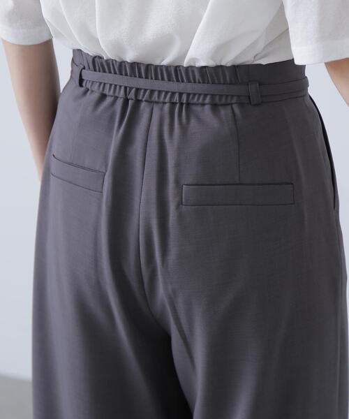 N.(N. Natural Beauty Basic)(エヌエヌナチュラルビューティーベーシック)の「◆リボンベルトラップ風パンツ(スラックス・レディース・モカ/チャコールグレー・SMALL/MEDIUM)」の18枚目の写真