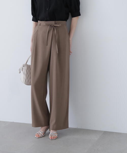 N.(N. Natural Beauty Basic)(エヌエヌナチュラルビューティーベーシック)の「◆リボンベルトラップ風パンツ(スラックス・レディース・モカ/チャコールグレー・SMALL/MEDIUM)」の9枚目の写真