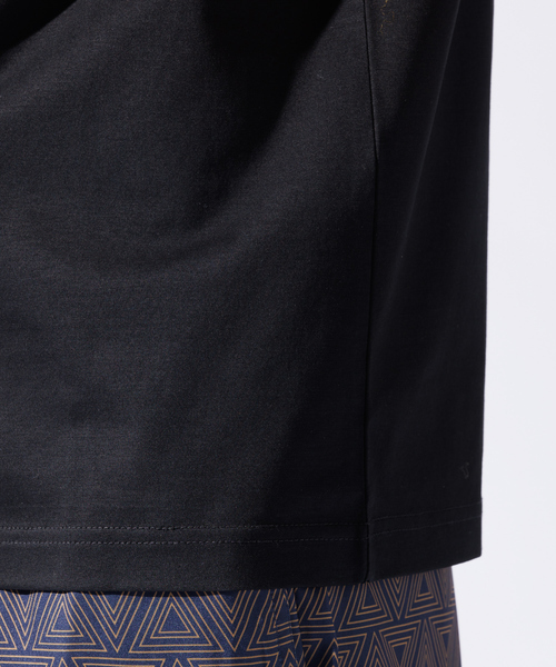 ABAHOUSE GRAY(アバハウスグレイ)の「【接触冷感】シルケット天竺 モックネック 半袖Tシャツ(Tシャツ/カットソー・メンズ・ホワイト/ネイビー/グレイッシュベージュ/ブラック・46/48/50)」の11枚目の写真