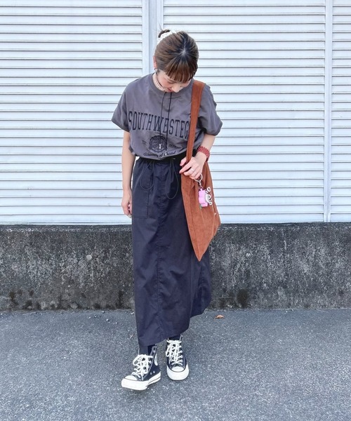 model:H152 着用サイズ:FREE