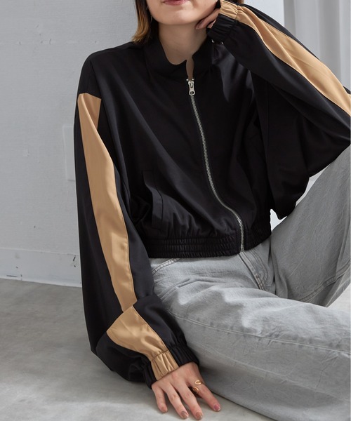 セール】配色ライン入りショート丈ブルゾン（ブルゾン）｜each