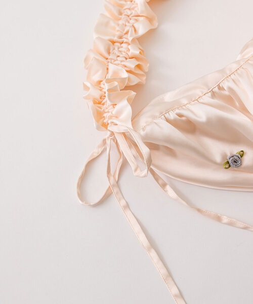 OLIVE des OLIVE（オリーブデオリーブ）の「ミニローズコサージュ付きバッグ　1042120020（ショルダーバッグ・レディース・アイボリー/ピンク/ブラック・FREE）」の10枚目の写真